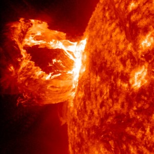 voix_off_eruptions_solaires